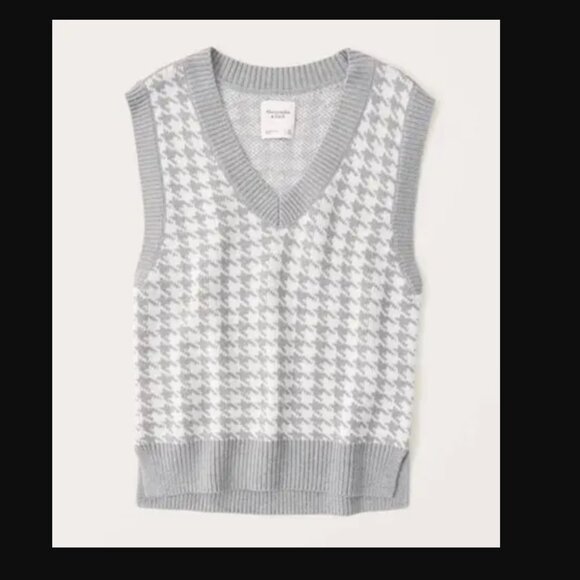 Houndstooth Sweater Vest - Picture 1 of 3